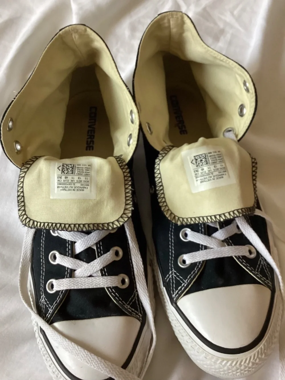 Converse Chuck Taylor All Star High Top Black Sneakers Men’s 11 Women’s 13